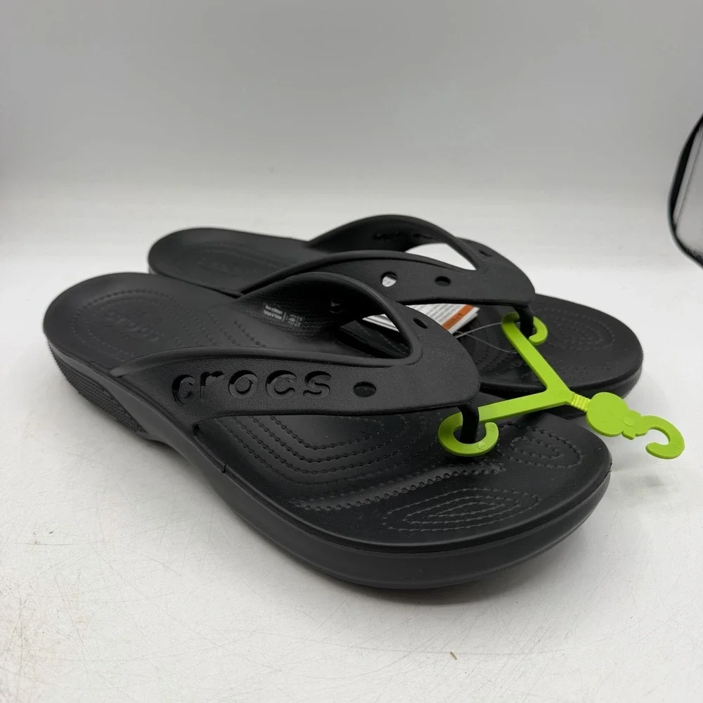 Crocs Baya II Flip Flops Mens 10 Womens 12 Black Thong Sandals 208192-001 NWT